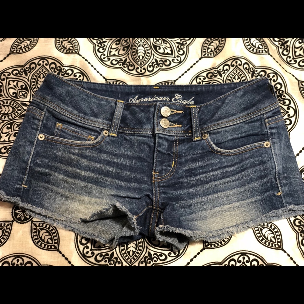 American Eagle 🦅 shorts